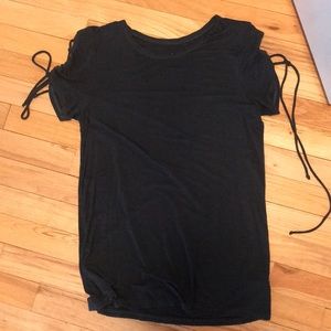 American Eagle T shirt